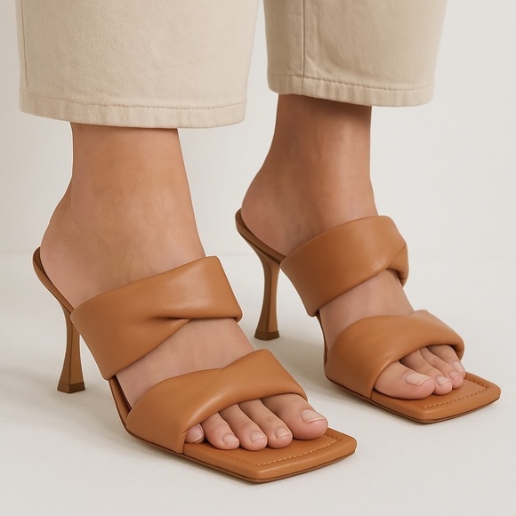 ALOHAS Camel Brown Twist Strip Heel - Picture 1 of 8